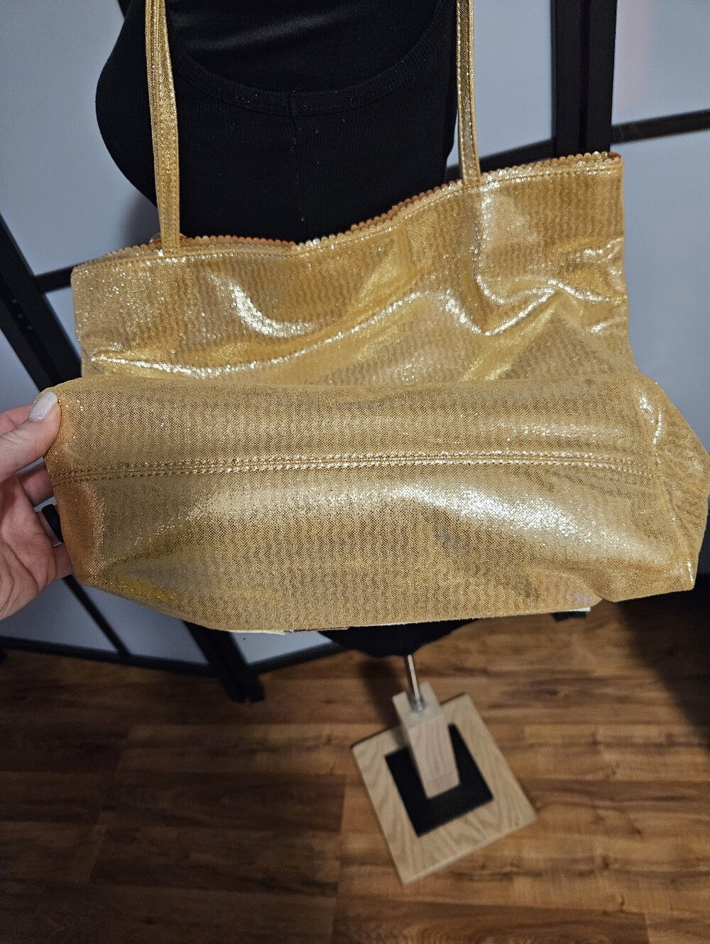 "Egyptian Icon" Vegan Leather Shopper Tote w/ Removable Tassel keychain - Picture 5 of 8